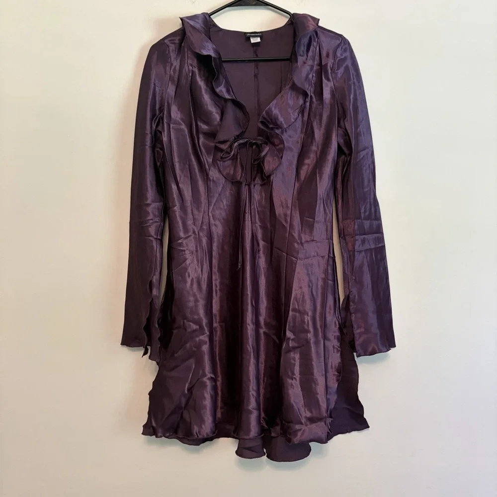 Fredericks Of Hollywood Plum Medium Nightgown Long Sleeve Ruffle Slit V Neck Tie